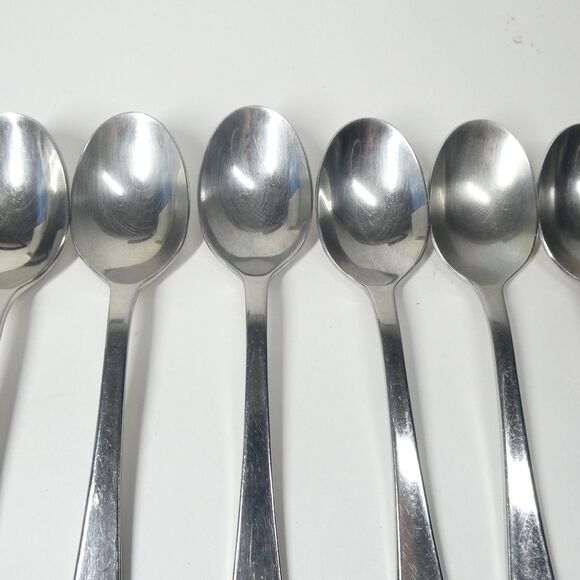 Robert Welch Ammonite 12 Place Oval Soup Spoons Stainless Flatware Helmick Korea - Picture 4 of 9